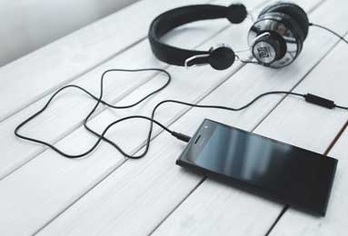 1.5亿疯抢！克洛普硬逼皇马卖人，曼联截胡引爆足坛大地震